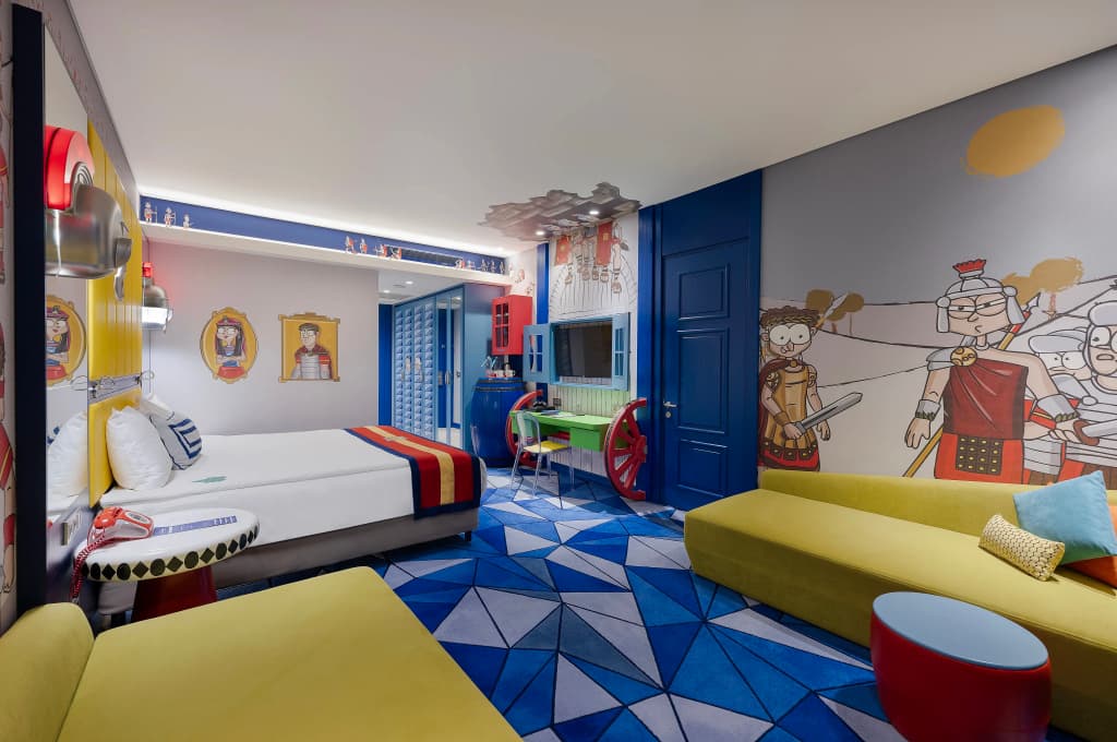 The Land Of Legends Kingdom  - photo 5