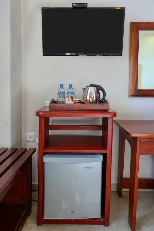Lazaani Hotel Colombo - photo 10