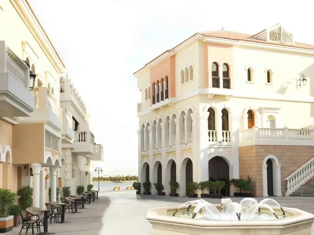 The Ritz-Carlton Abu Dhabi, Grand Canal Hotel - photo 6