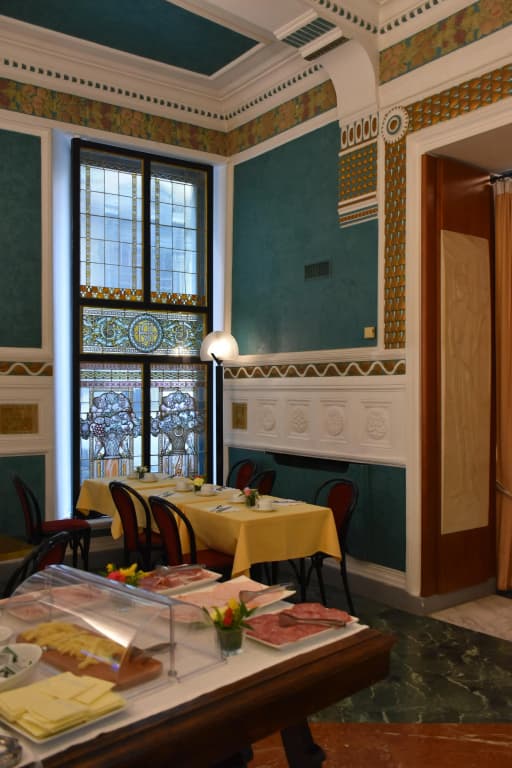 Roma Hotel - photo 12