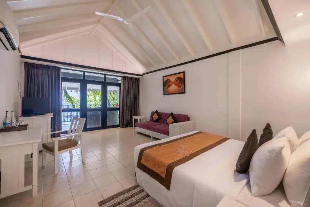 Ellaidhoo Maldives By Cinnamon Hotel - photo 28