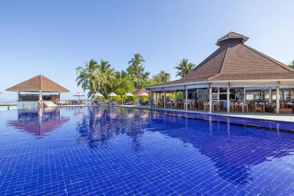 Ellaidhoo Maldives By Cinnamon Hotel - photo 25
