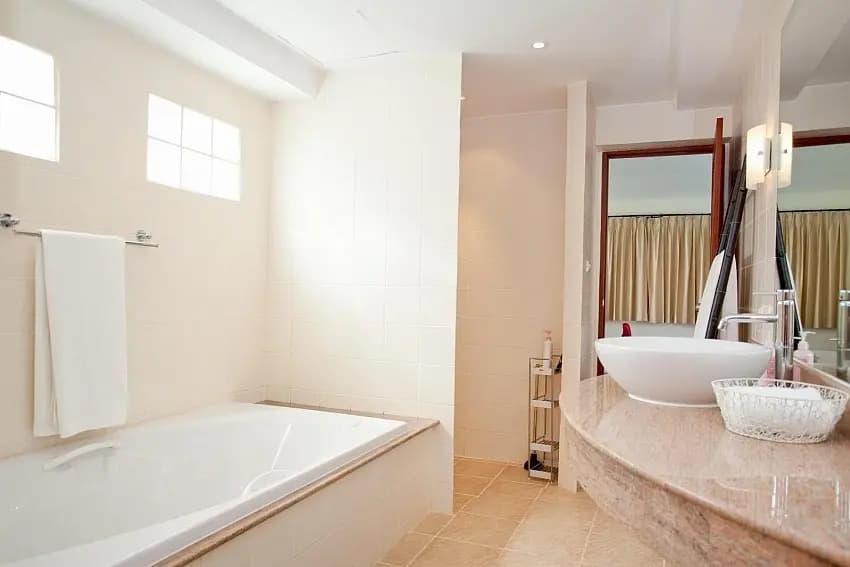 L-House Villa - photo 22