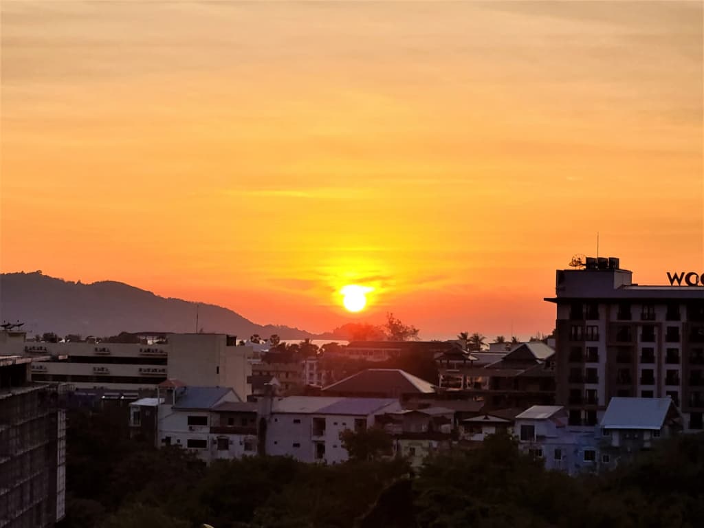 Patong Mansion Hotel - photo 20