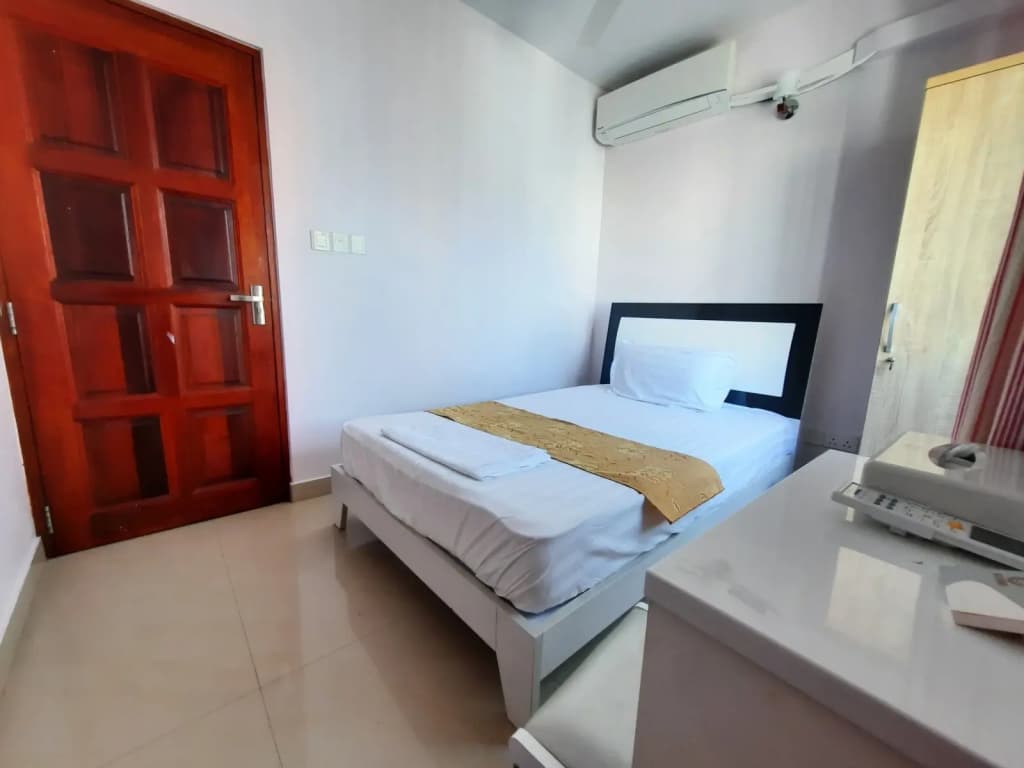 Octave Maldives Hotel - photo 12