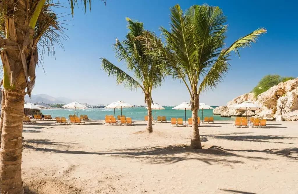 Crowne Plaza Muscat by IHG Hotel - photo 14