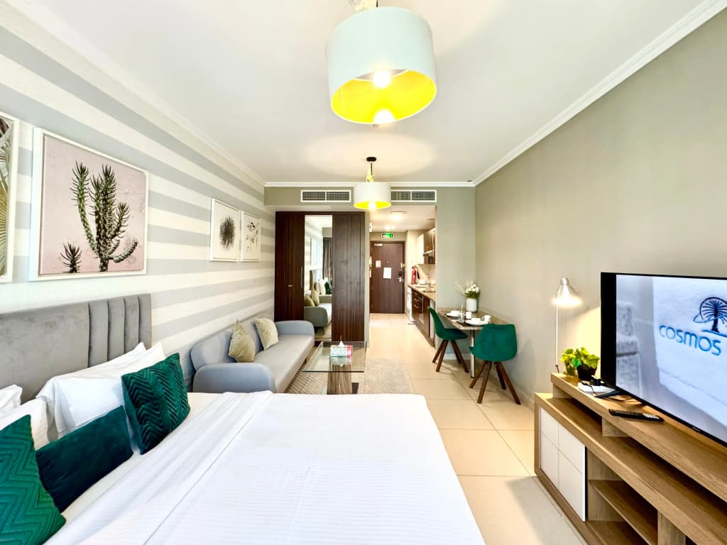 Cosmos Living Stylish Studio Near Dubai Marina Apartments - photo 3