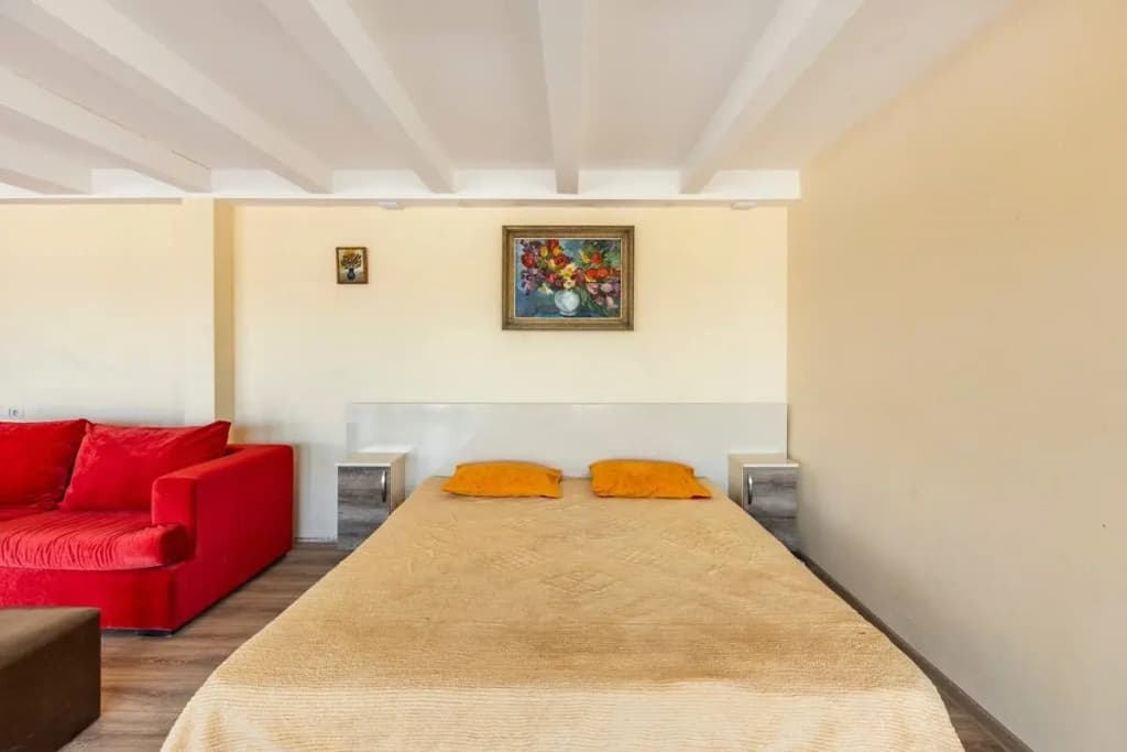 Eagles Nest Apartments - photo 2
