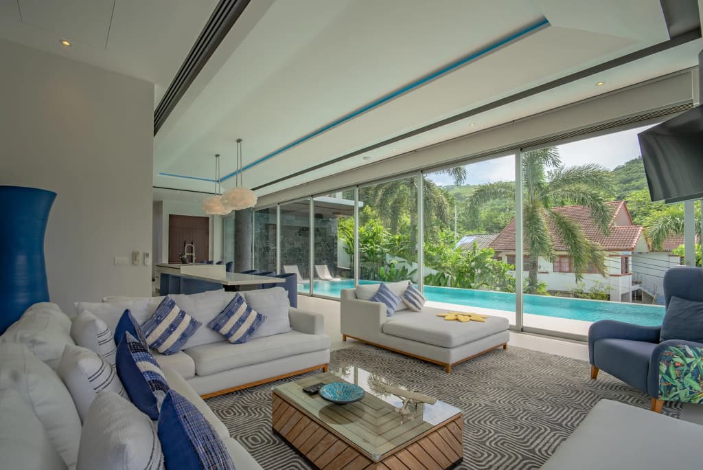 Luxury Infinity Pool Villa in Nai Harn Villa - photo 25
