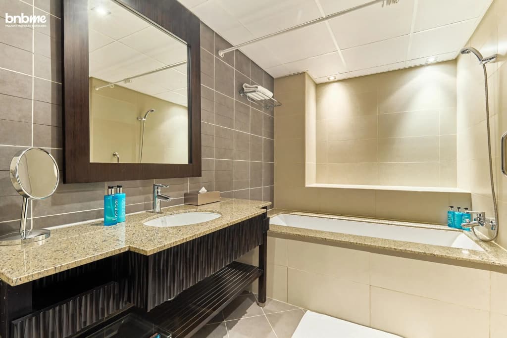 Bnbmehomes Palm Retreat Mesmerizing Sea Views-404 Apartments - photo 21