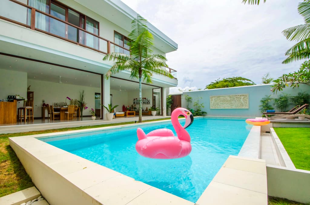 Trendy Villa with Private Pool - photo 12