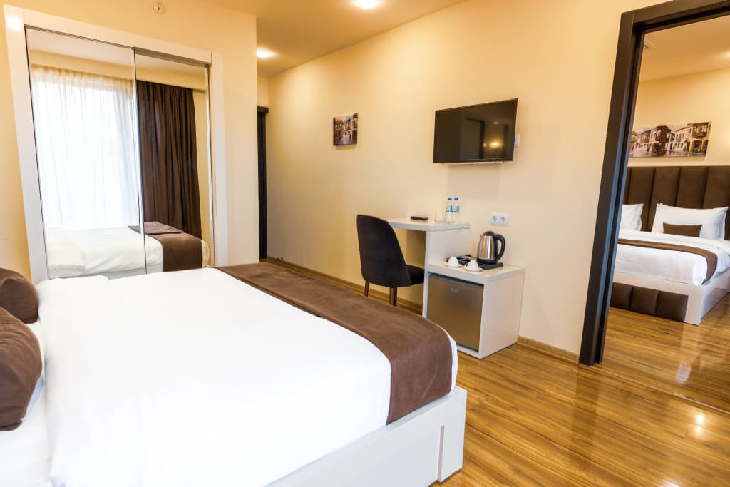 Residence Plaza Hotel - photo 32