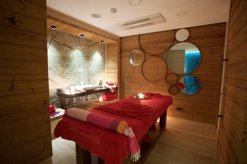 Dosso Dossi Hotels Downtown - photo 20
