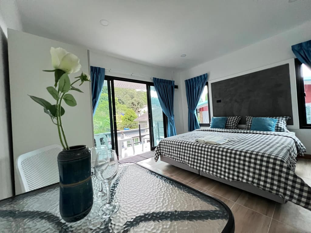Paradise Corner Apartments - photo 10