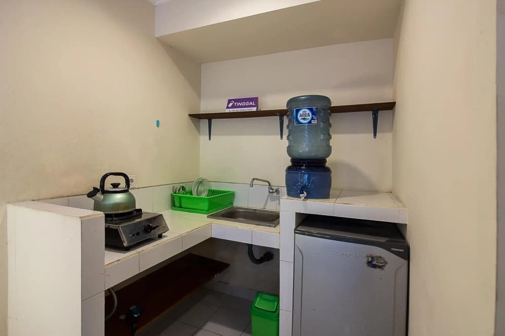 Umanede Jimbaran Guesthouse - photo 16
