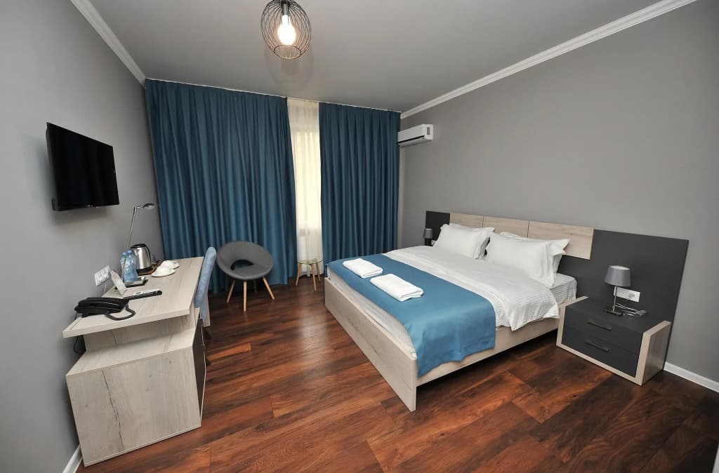 Boho Tiflis Hotel - photo 3