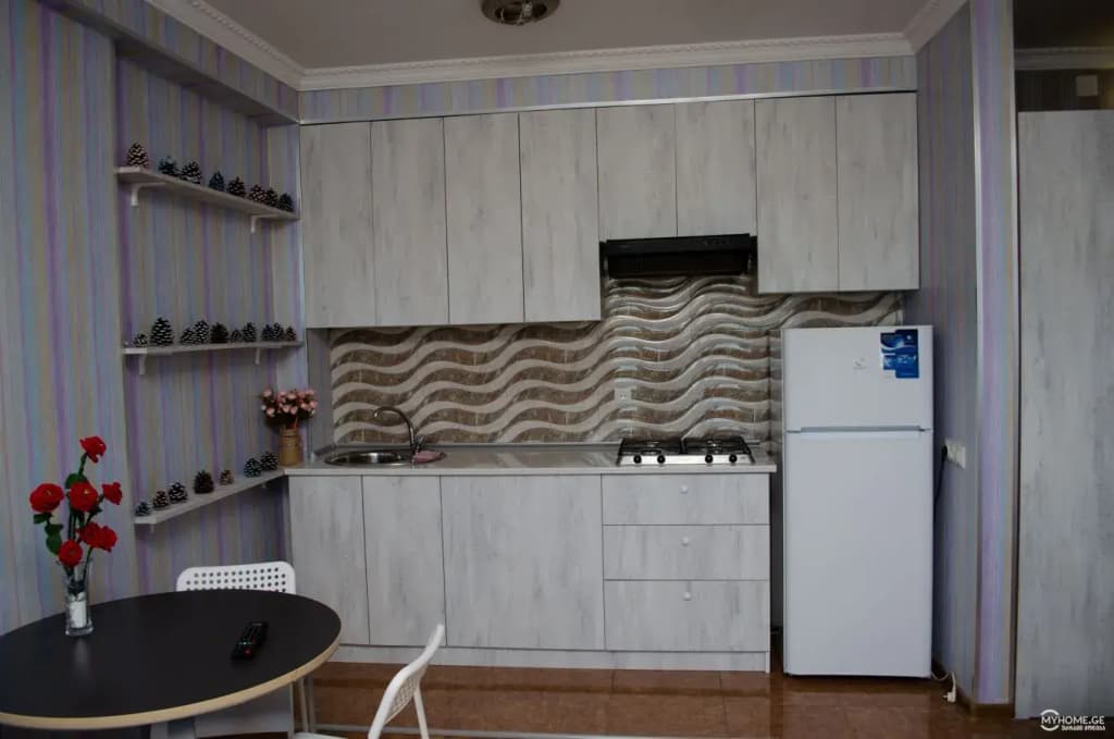 Golden House - photo 5
