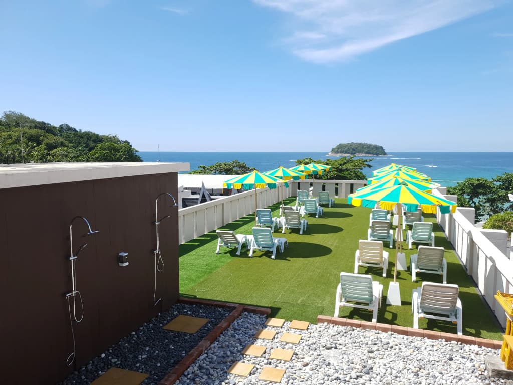 Kata Beachwalk Hotel - photo 4
