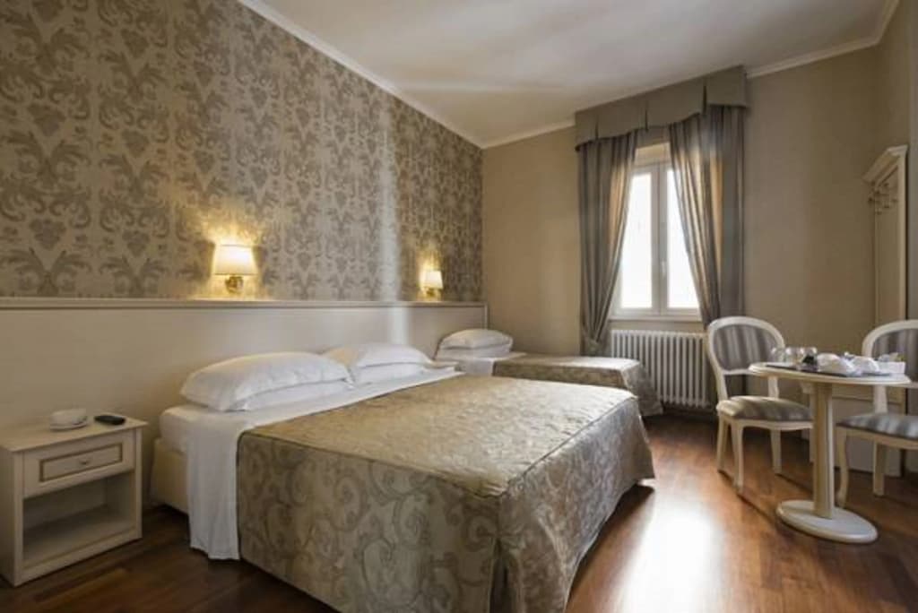 Relais Bocca di Leone Guest House - photo 1