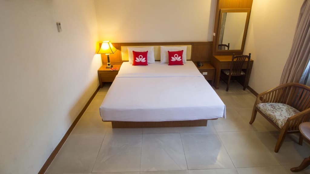 ZEN Rooms Petchburi 11 Pratunam Hotel - photo 2