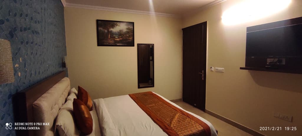 Redstone Hotel - photo 36