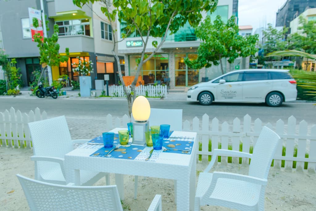 Season Holidays Maldives Guest House - photo 21