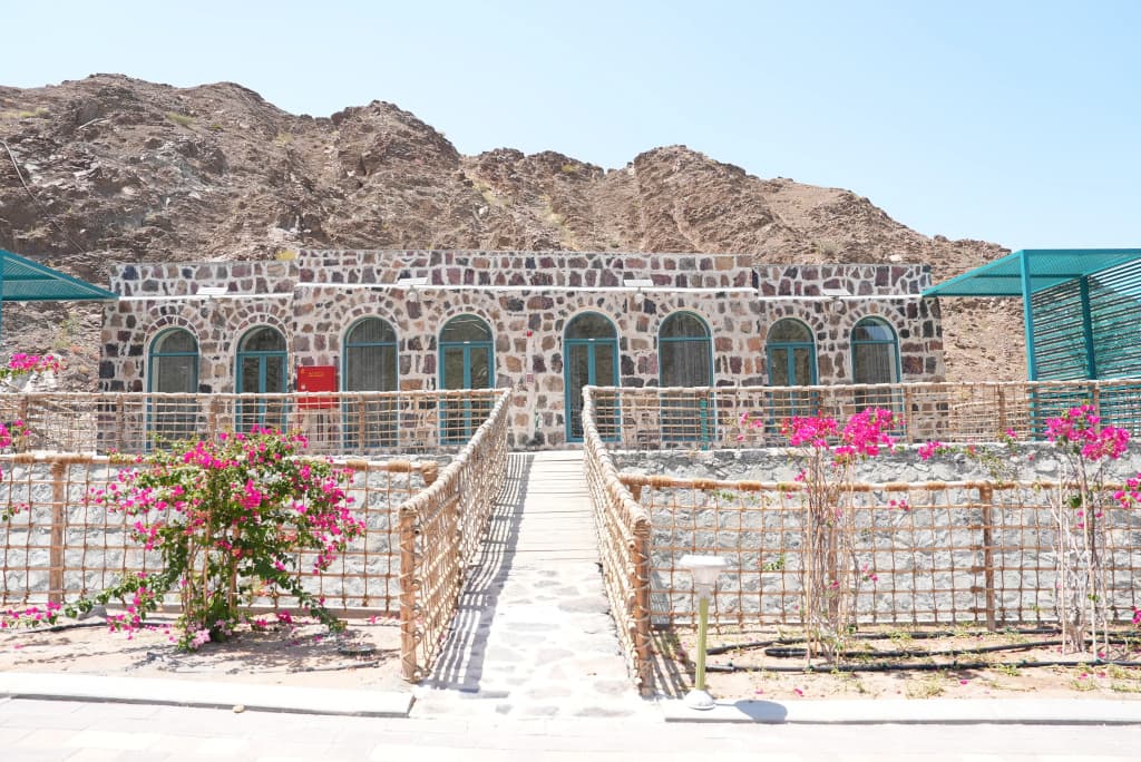 Dibba Mountain Park Hotel - photo 3