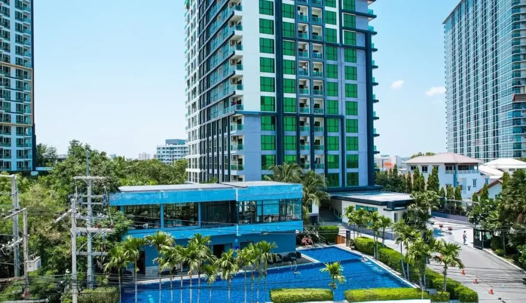 Dusit Grand Condo View Apartment - photo 5