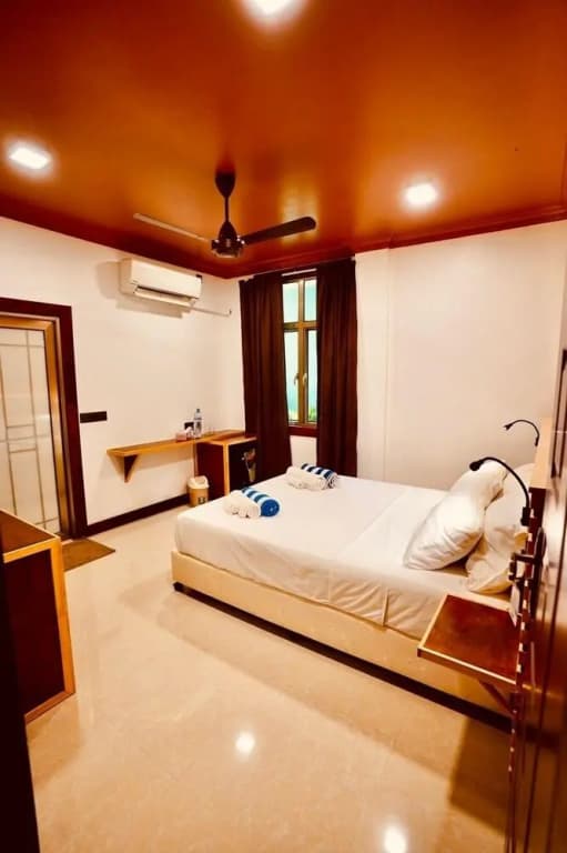 Captal Island Villa - photo 8