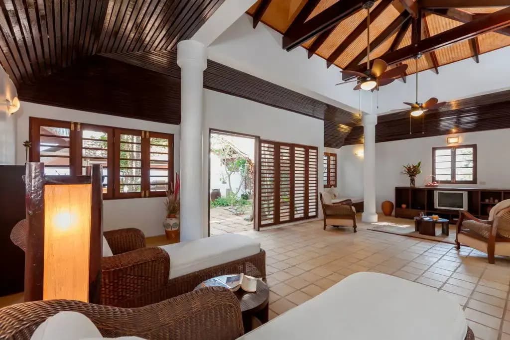 Baan Khunying - Secluded Phuket Beachfront Villa - photo 8