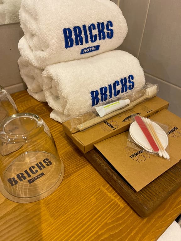 Bricks Hotel - photo 15
