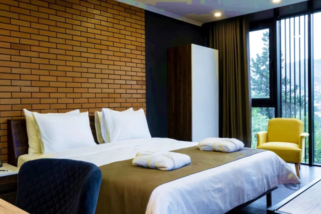 Bricks Hotel - photo 11