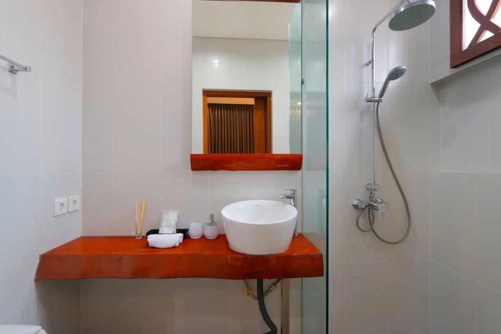 Little Ubud River View Villa - photo 32