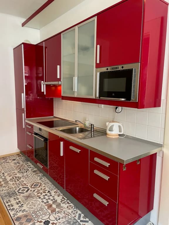 Flora Apartments - photo 1