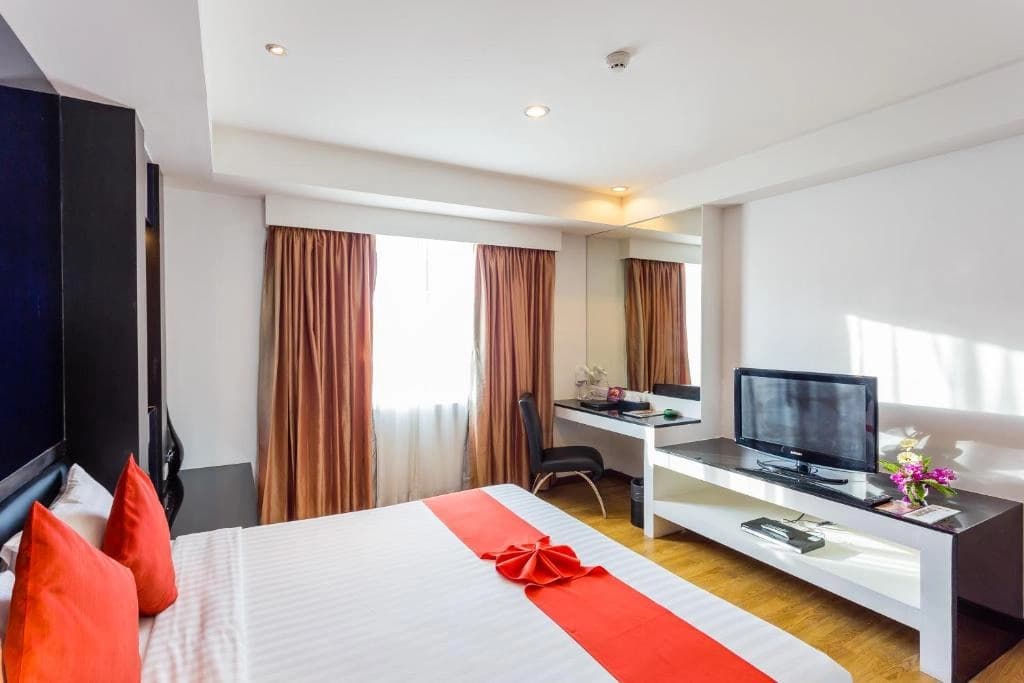 Nova Platinum Hotel - photo 9
