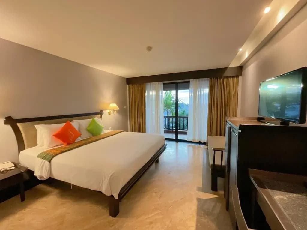 C&N Resort and Spa Resort Hotel - photo 10