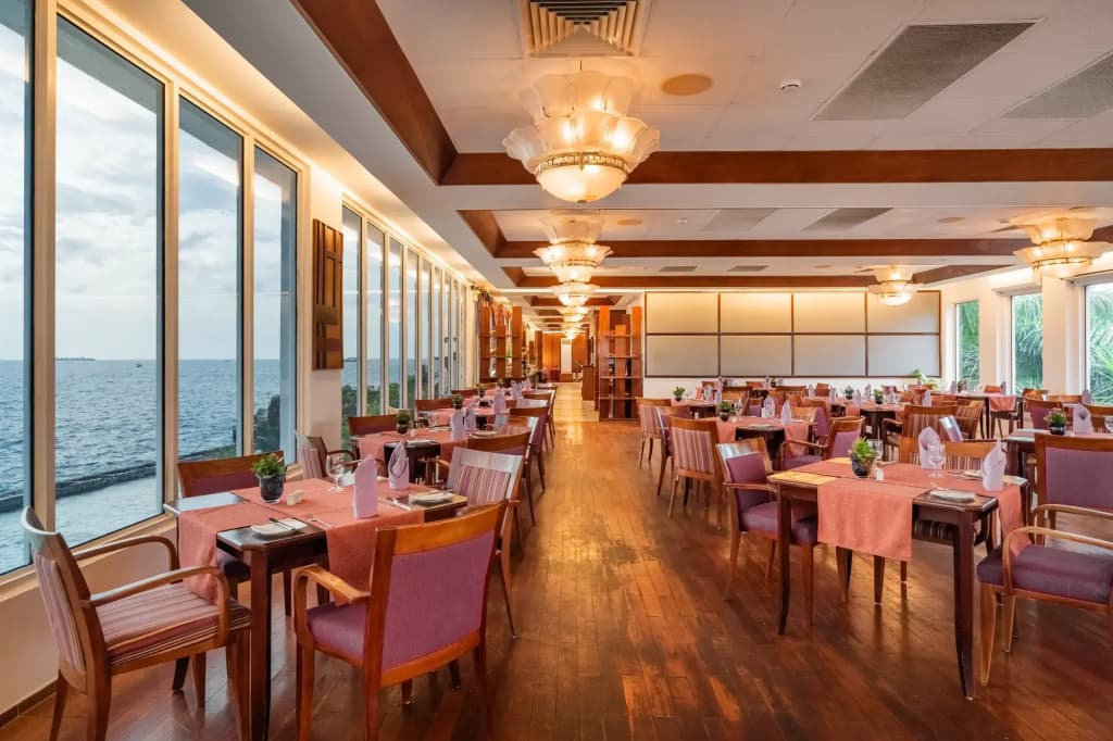 Hulhule Island Hotel - photo 45