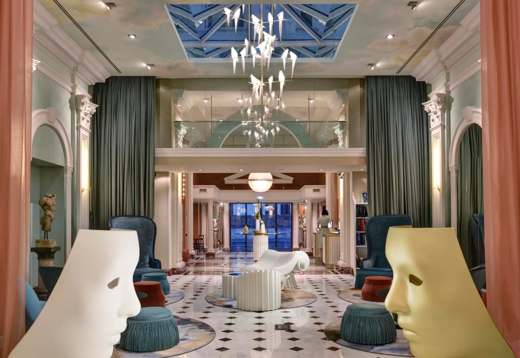 Leon's Place Hotel - photo 21