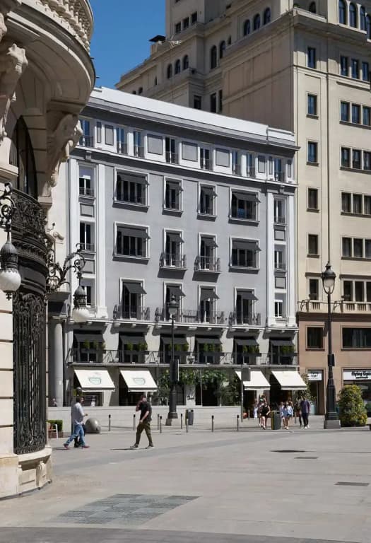 The Hotel Regina - photo 18