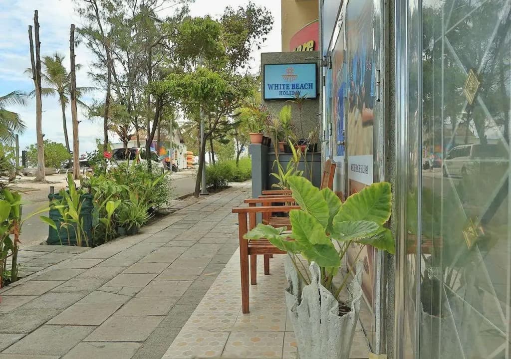 White Beach Holiday Hotel - photo 17