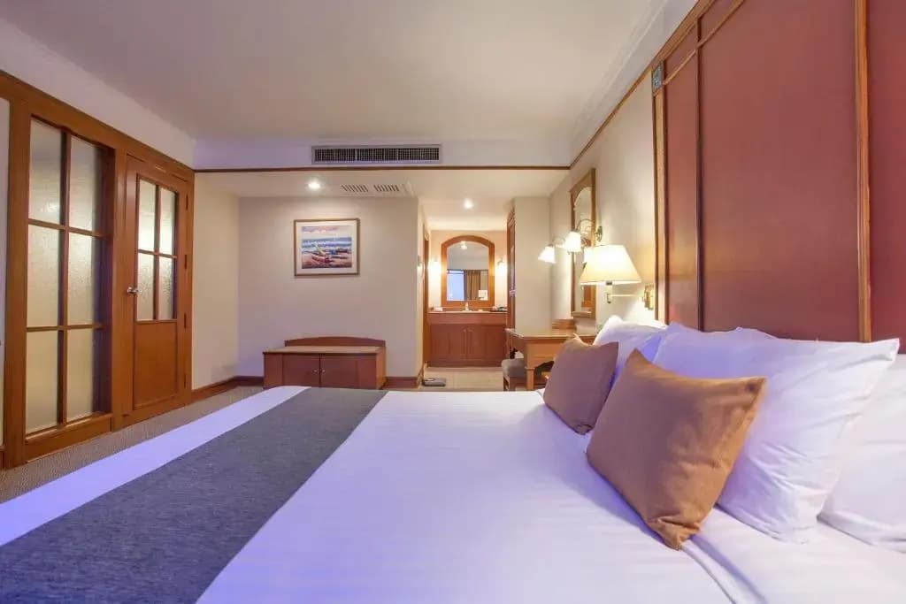 Cholchan Pattaya Beach Resort - photo 14