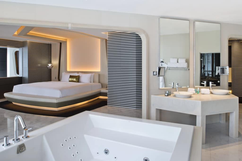 V Hotel Dubai Curio Collection by Hilton Hotel - photo 18