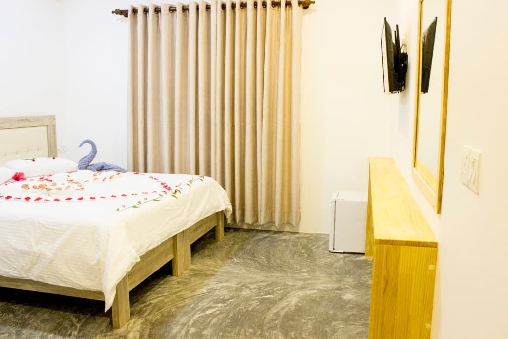 Holiday Grand Maldives Guest House - photo 5