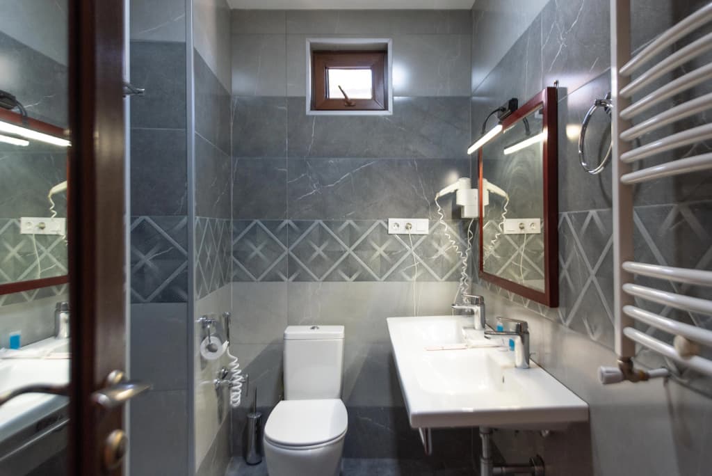 Kraveli Hotel - photo 21