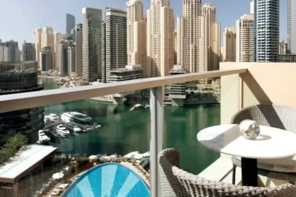 JW Marriott Marina - Lux Studio Apartments - photo 10