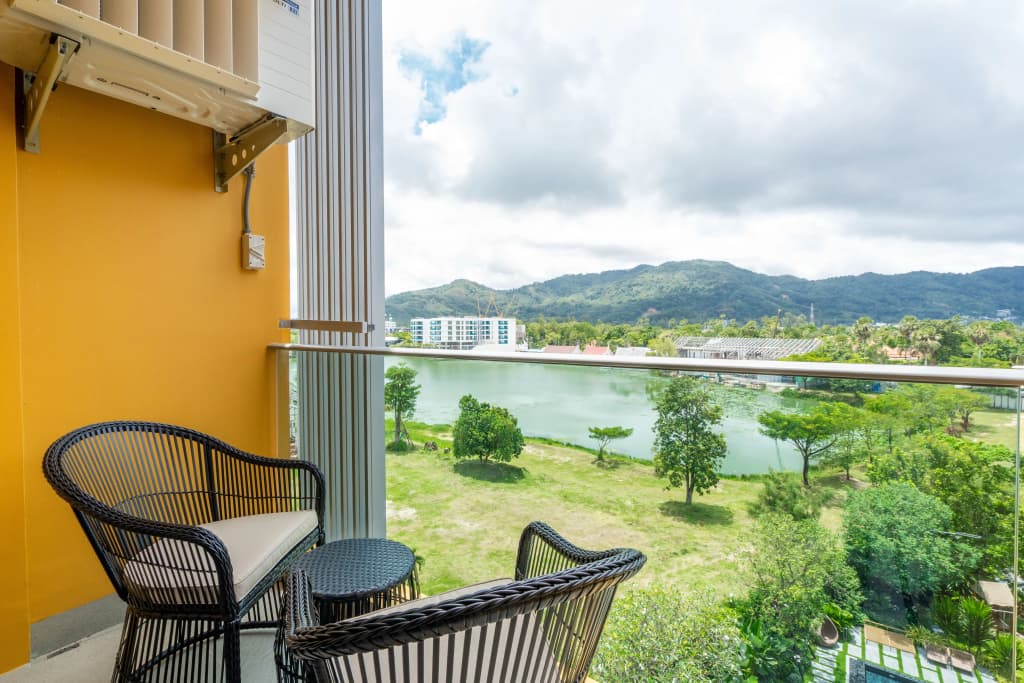 Lakeside Residences by NLA Apartments - photo 2