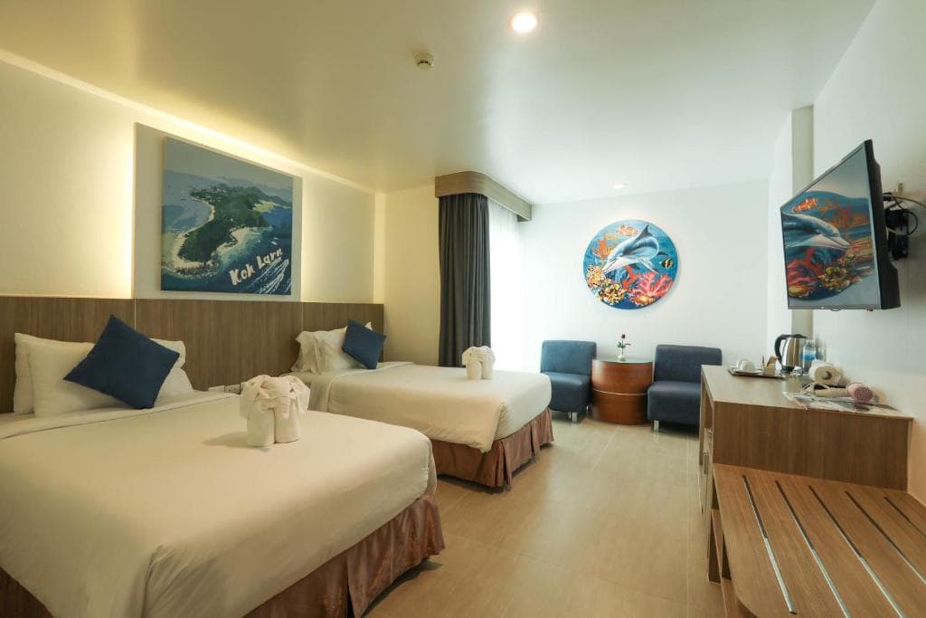 Flipper House Hotel - photo 3