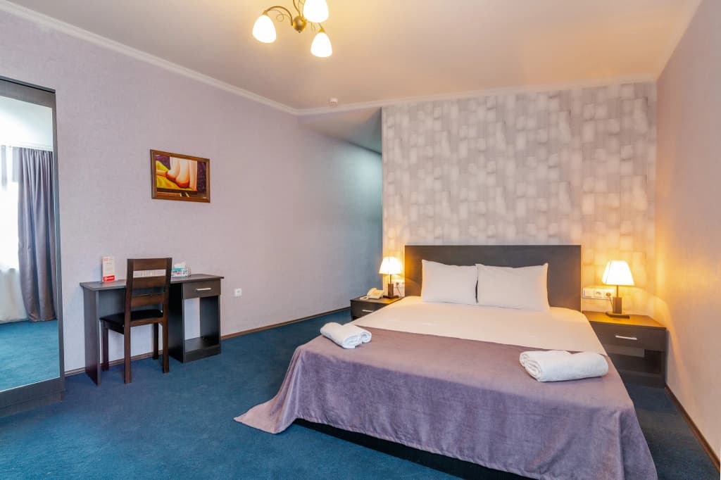 Merlin Hotel - photo 12