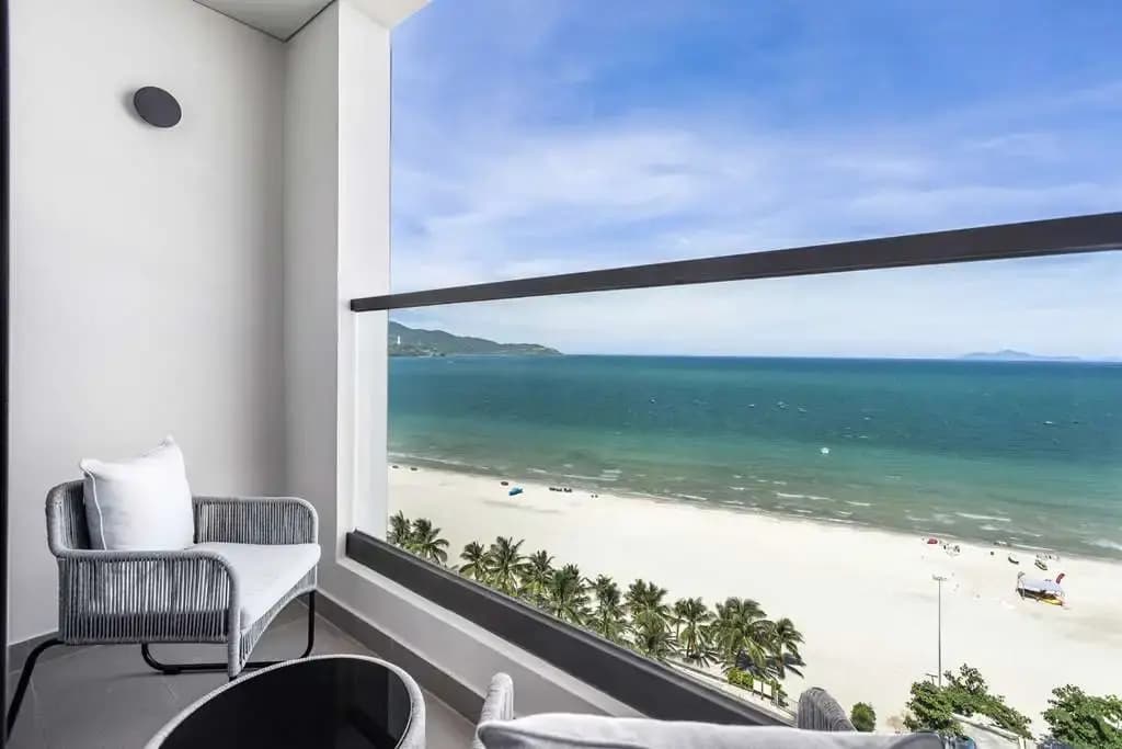 Radisson Red Danang Hotel - photo 11