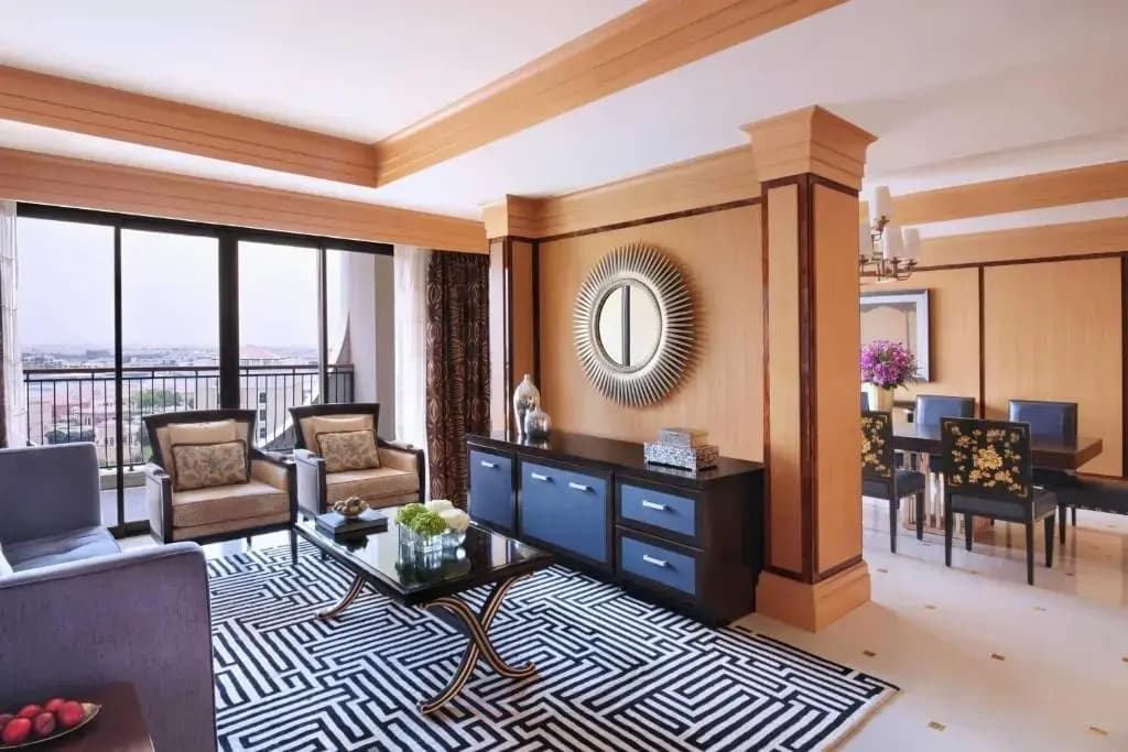 The Ritz-Carlton Abu Dhabi, Grand Canal Hotel - photo 12